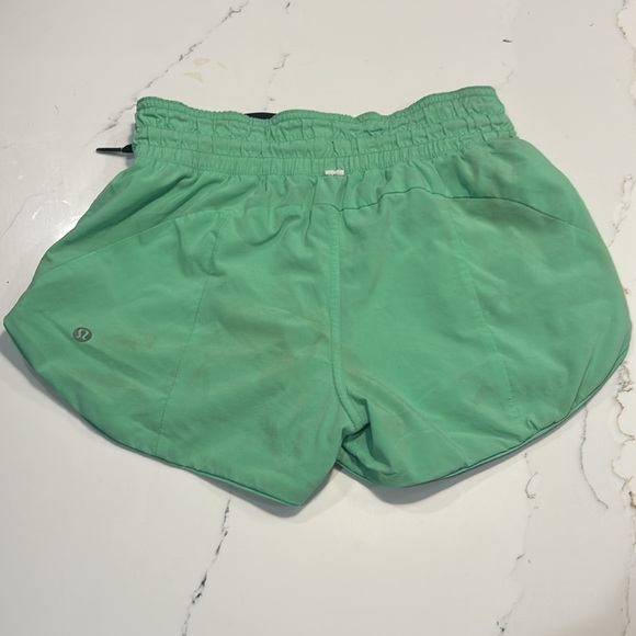 Lululemon reversible short - Picture 5 of 5